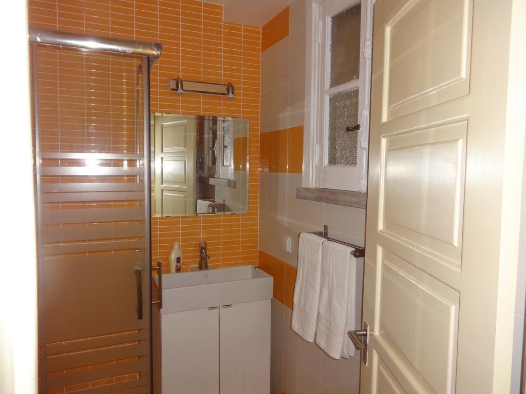 Metro-alameda Guest house